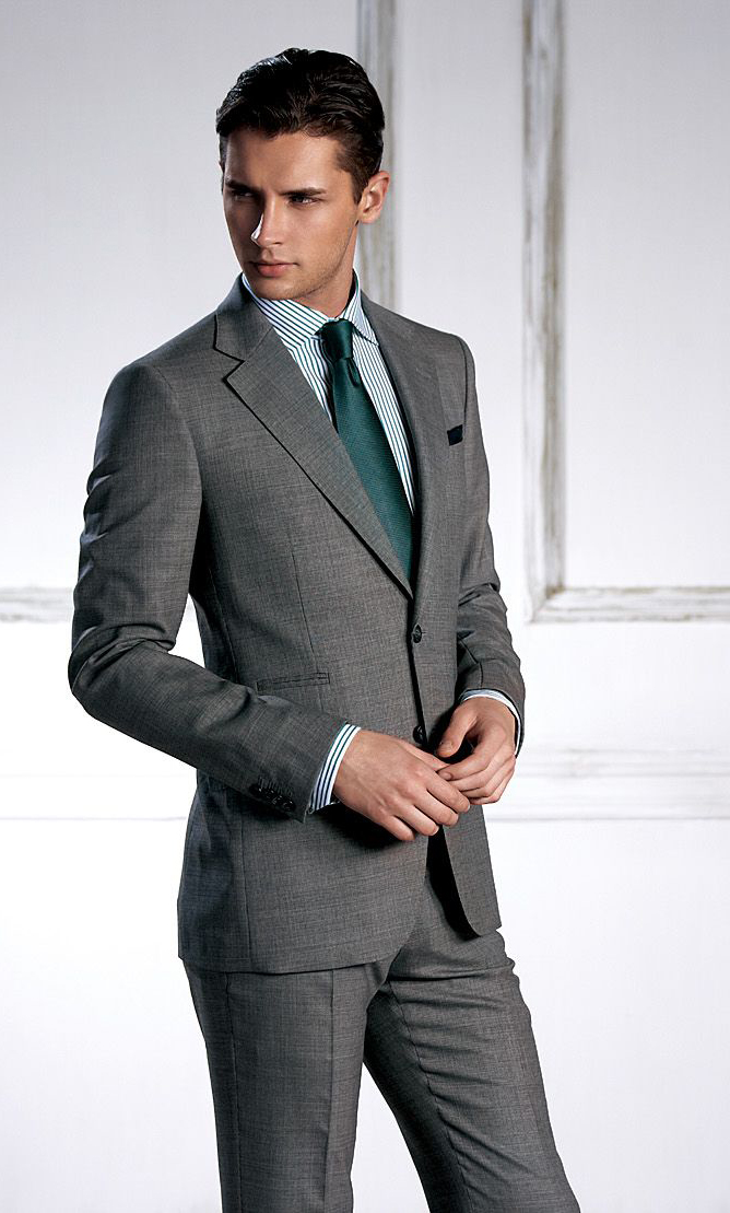 訂制西裝搭配扣子的方法與禮儀小知識